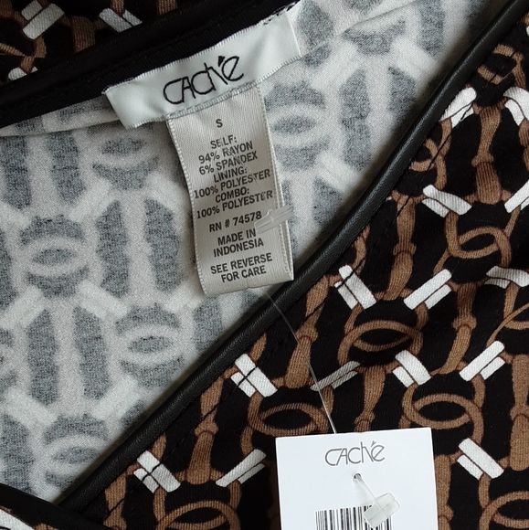 Cache long sleeve faux wrap top. - Picture 5 of 7